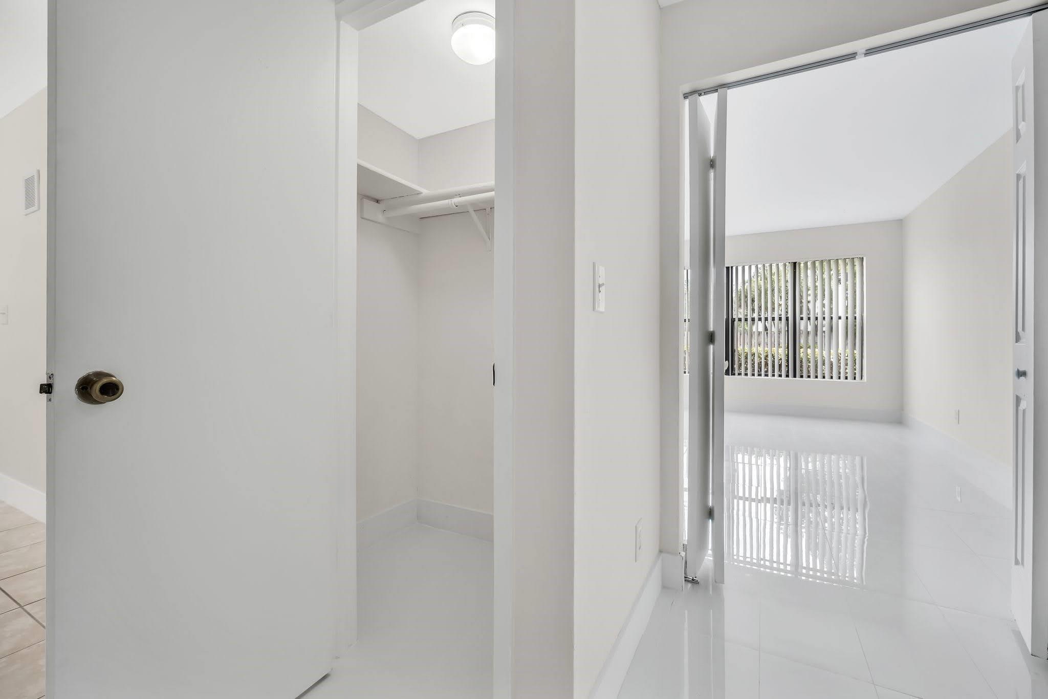 PRESERVE AT AVERY LAKES - Residential Lease