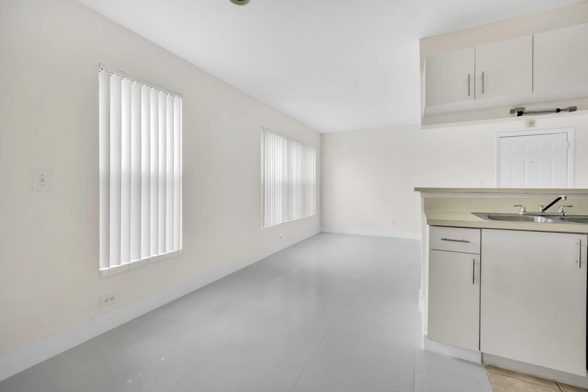 PRESERVE AT AVERY LAKES - Residential Lease