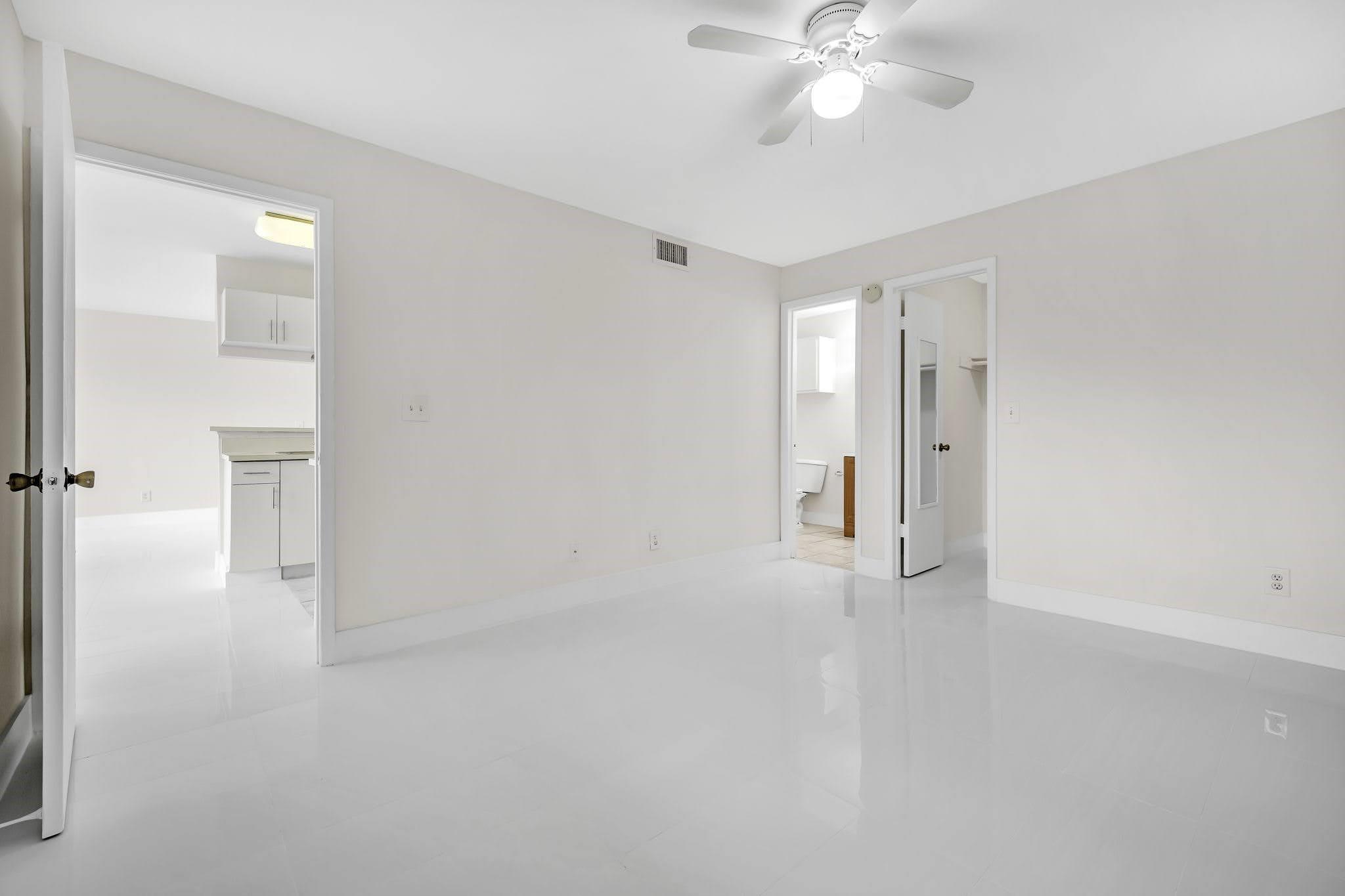 PRESERVE AT AVERY LAKES - Residential Lease