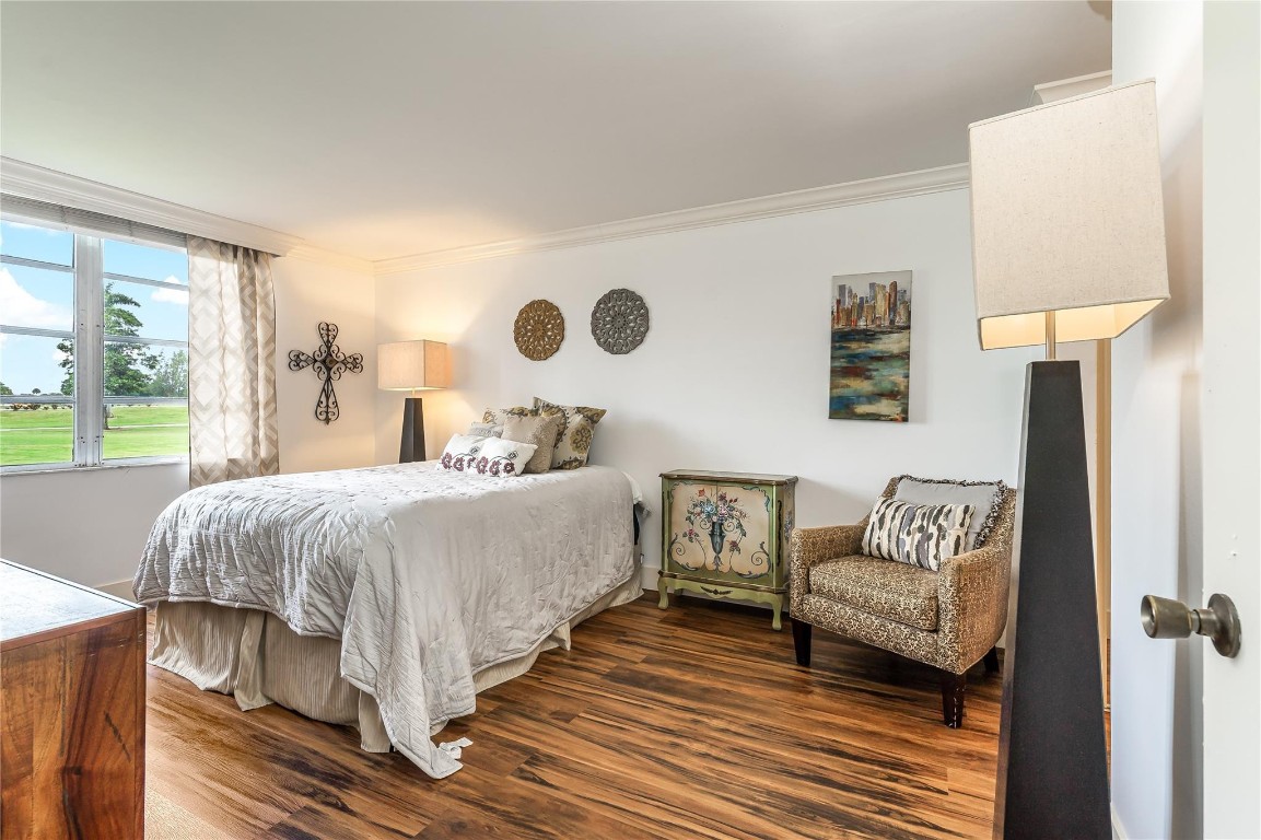 Hollybrook Golf & Tennis - Residential