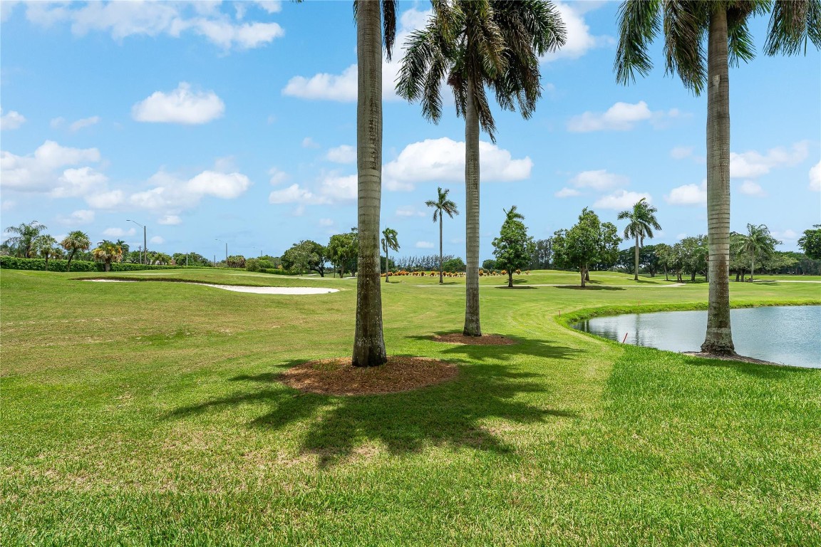 Hollybrook Golf & Tennis - Residential