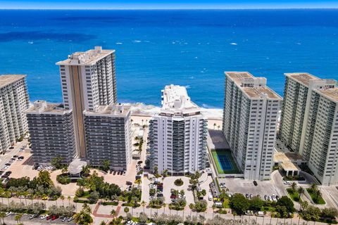 Condominium in Fort Lauderdale FL 3430 Galt Ocean Dr Dr 42.jpg