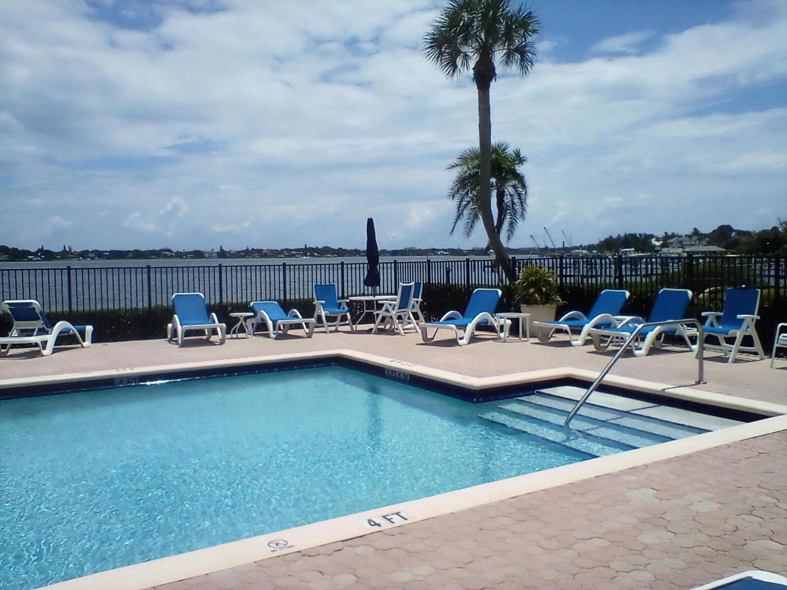 JUPITER PLANTATION FIRST ADD - Residential Lease