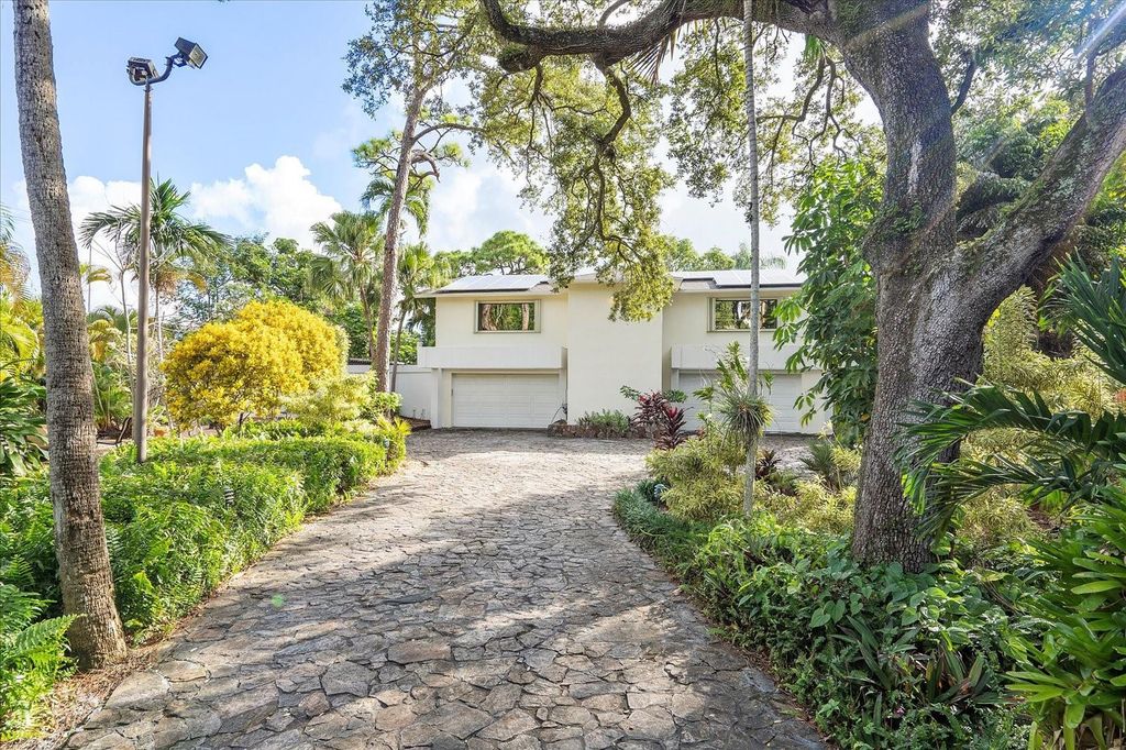 Photo of 1240 SW 14th Avenue, Fort Lauderdale, FL 33312 (MLS # F10550139)