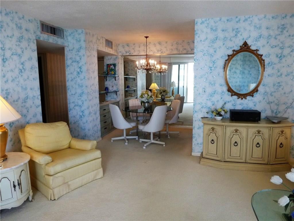 POMPANO BEACH CLUB - Residential