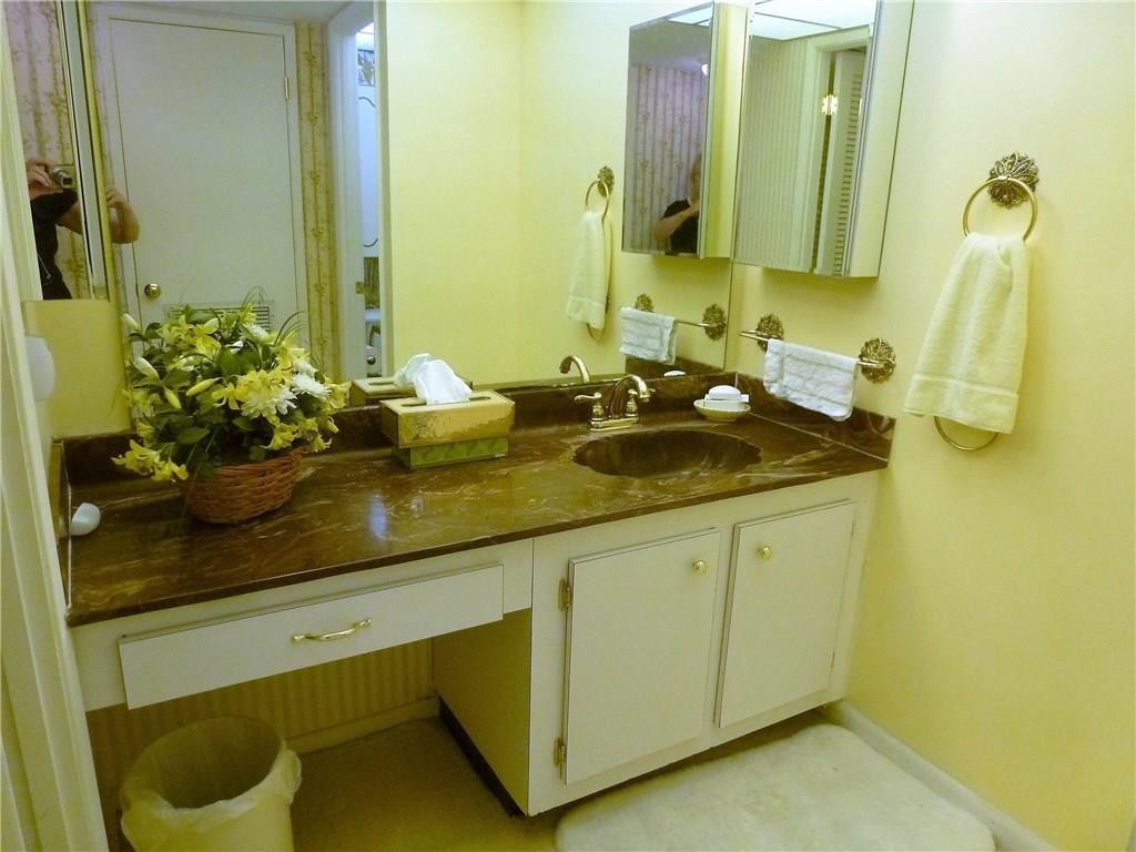 POMPANO BEACH CLUB - Residential