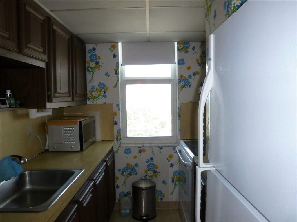 POMPANO BEACH CLUB - Residential