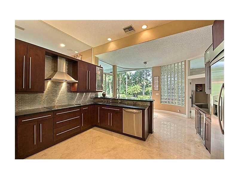 LANDINGS OF PARKLAND - Residential