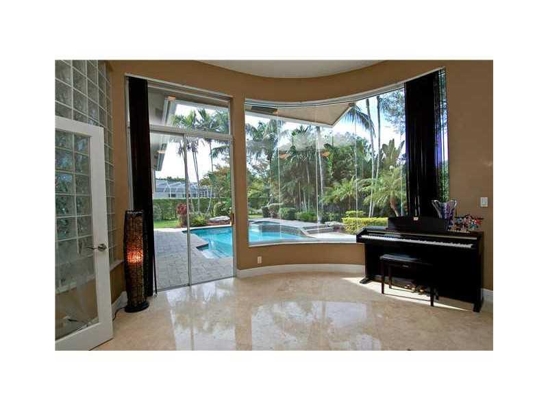 LANDINGS OF PARKLAND - Residential