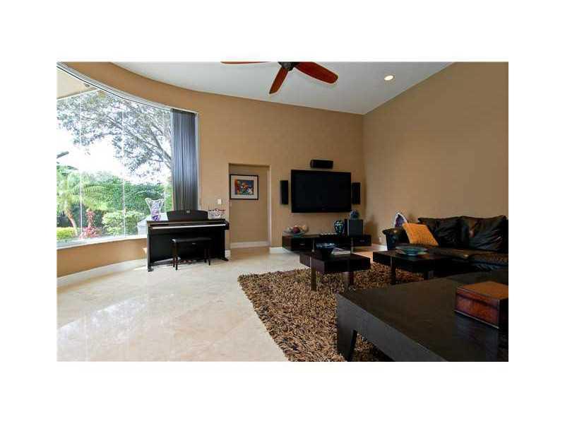 LANDINGS OF PARKLAND - Residential