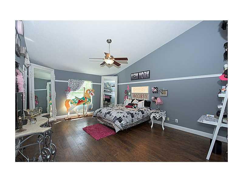 LANDINGS OF PARKLAND - Residential