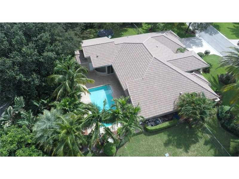 LANDINGS OF PARKLAND - Residential