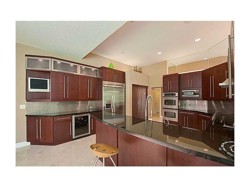 LANDINGS OF PARKLAND - Residential