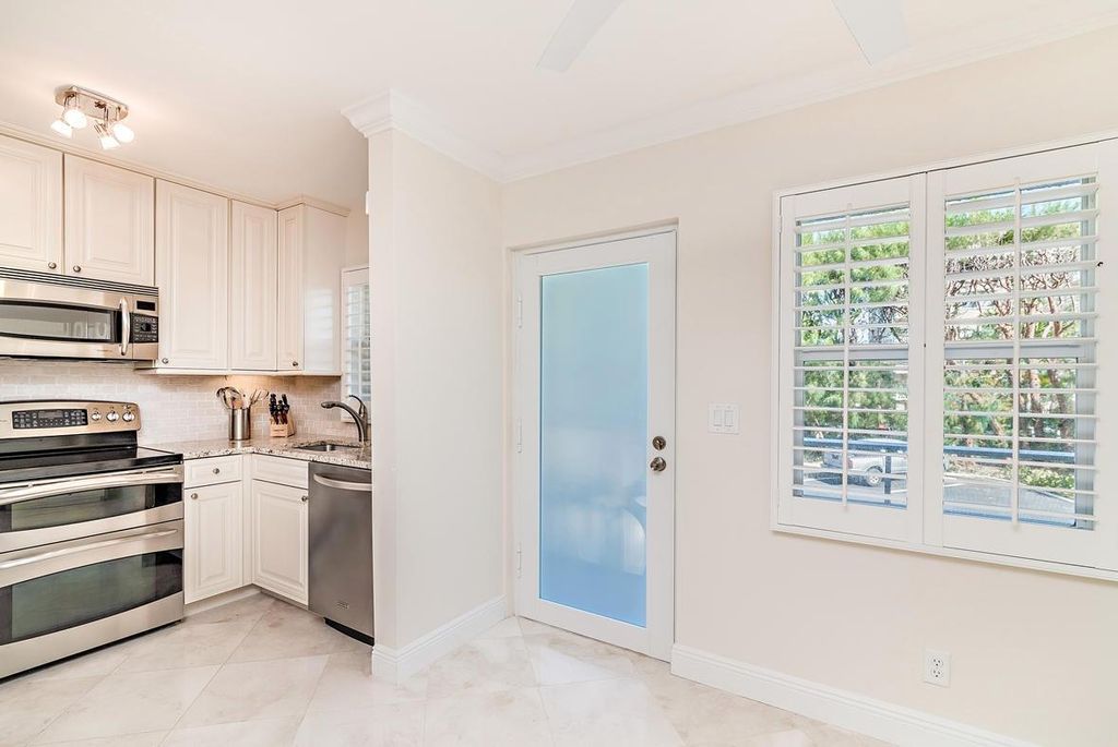 Photo of 139 Sunrise Avenue #202, Palm Beach, FL 33480 (MLS # R11045846)