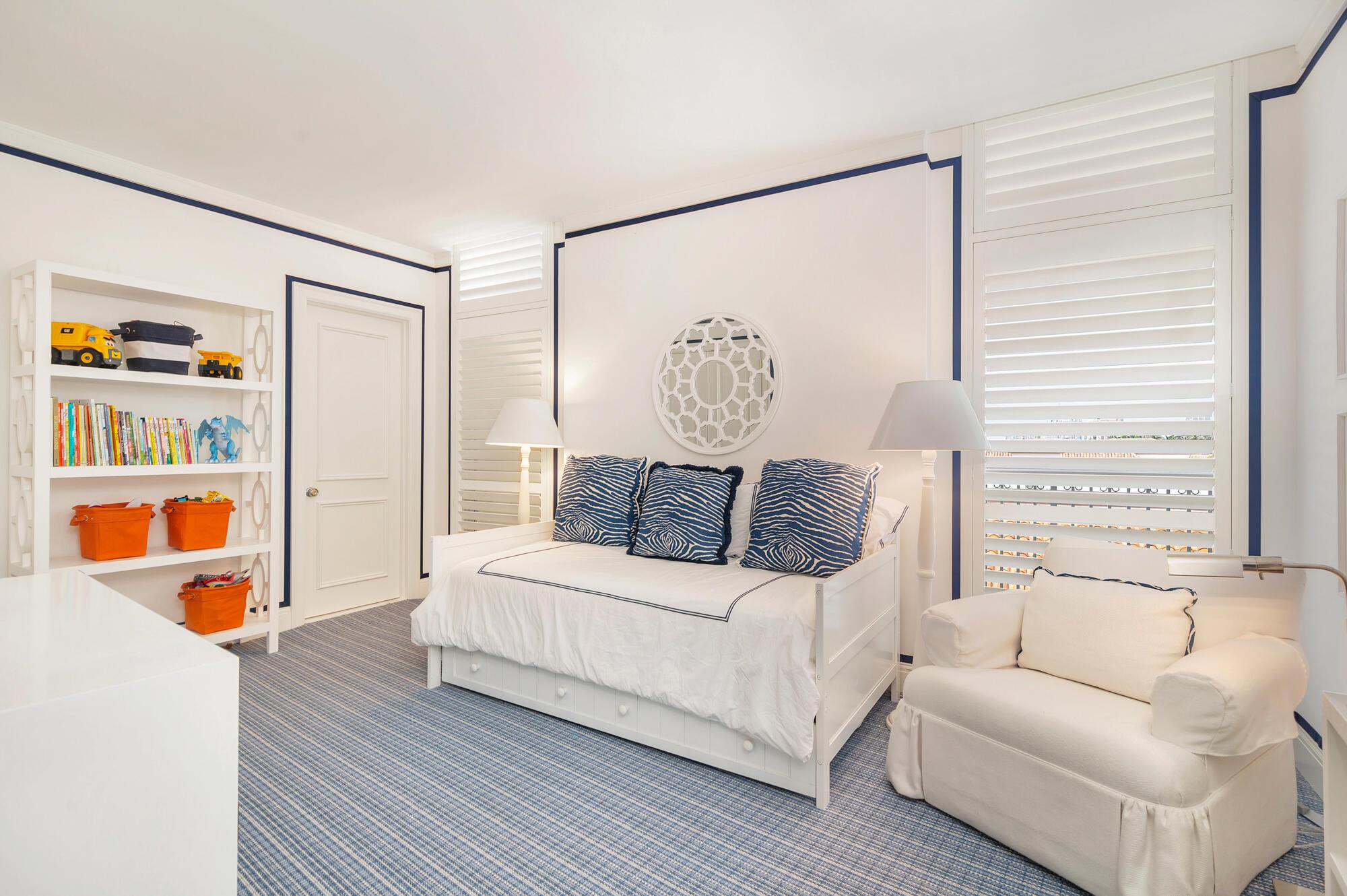 ONE ROYAL PALM WAY COND D - Residential