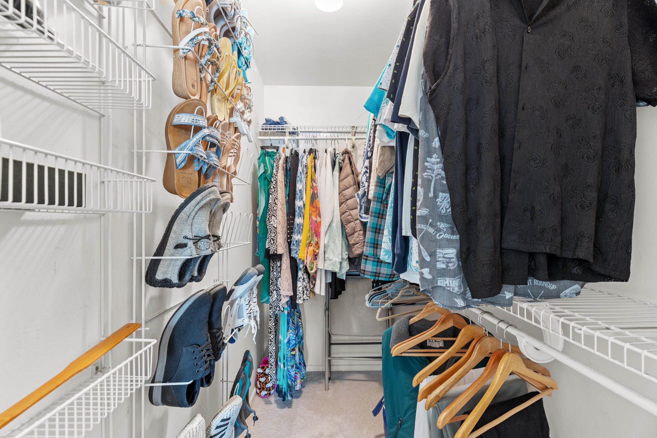 LAKE COLONY APTS ONE INC - Residential