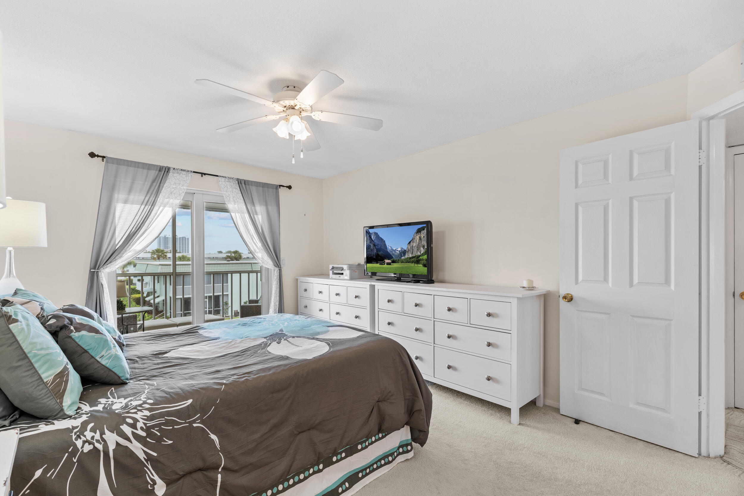 LAKE COLONY APTS ONE INC - Residential