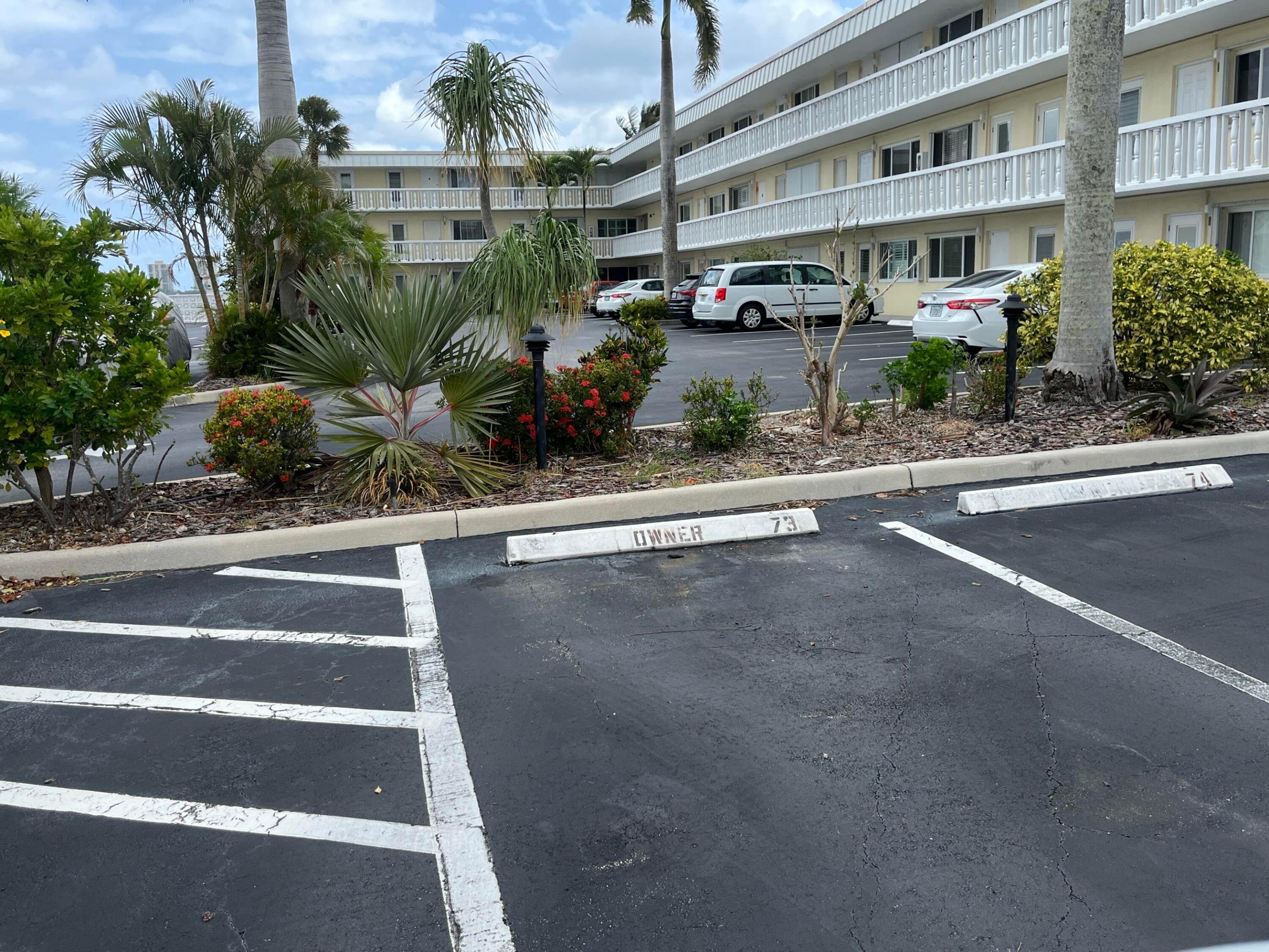 LAKE COLONY APTS ONE INC - Residential