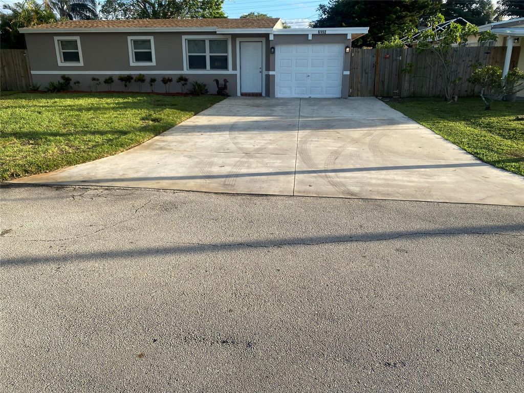 Photo of 6152 SW 2nd St, Margate, FL 33068 (MLS # F10532347)