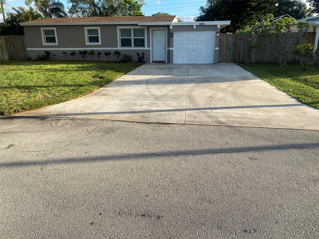 Photo of 6152 SW 2nd St, Margate, FL 33068 (MLS # F10532347)