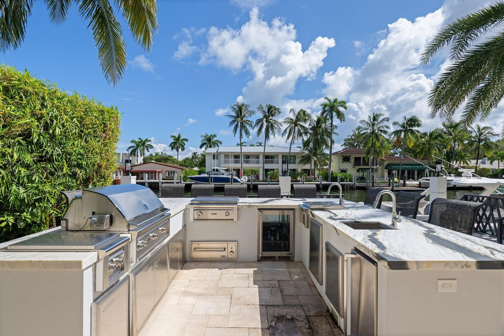 Las Olas Isles - Residential