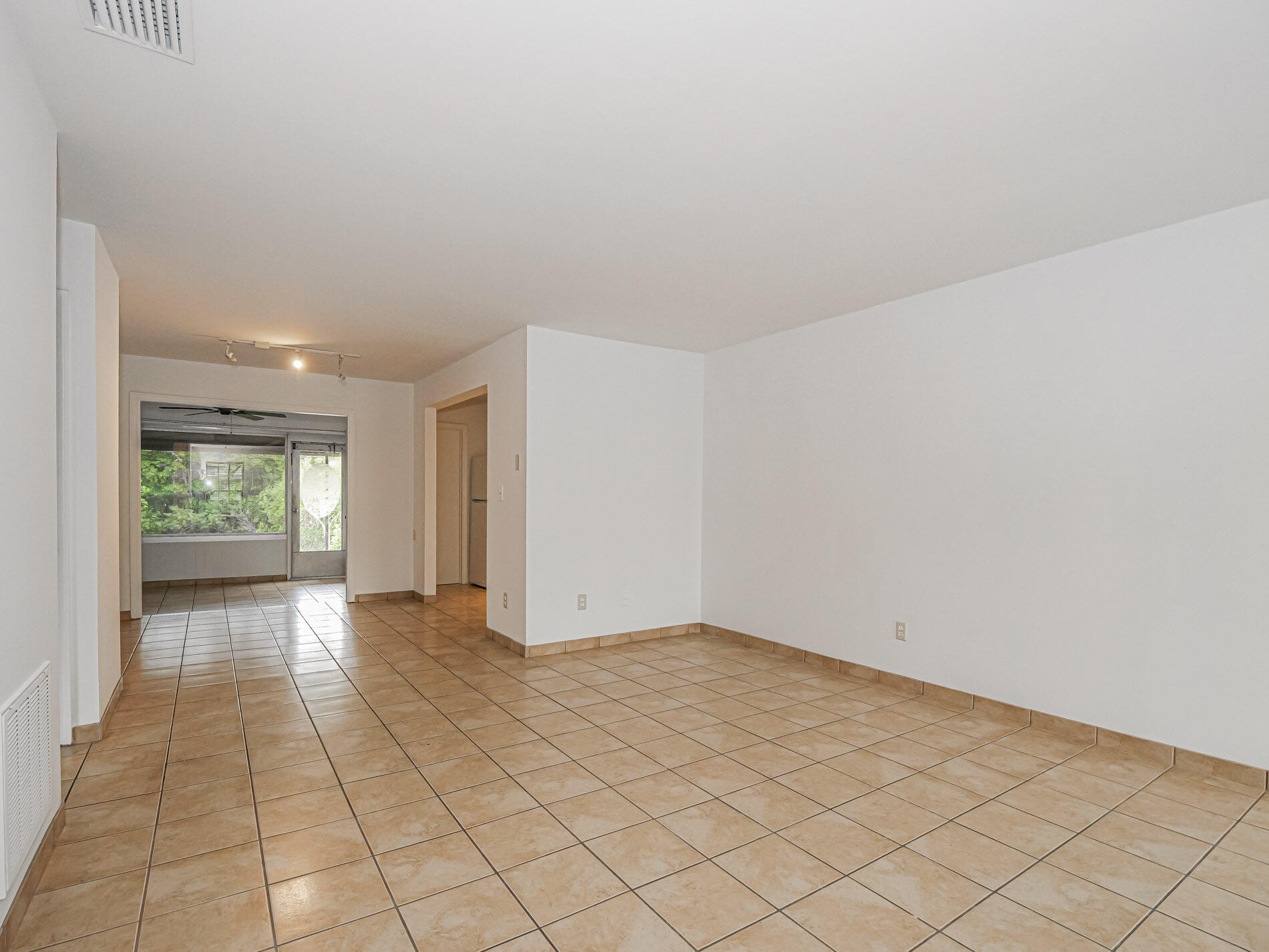 FISHERMANS VILLAGE - Residential Lease