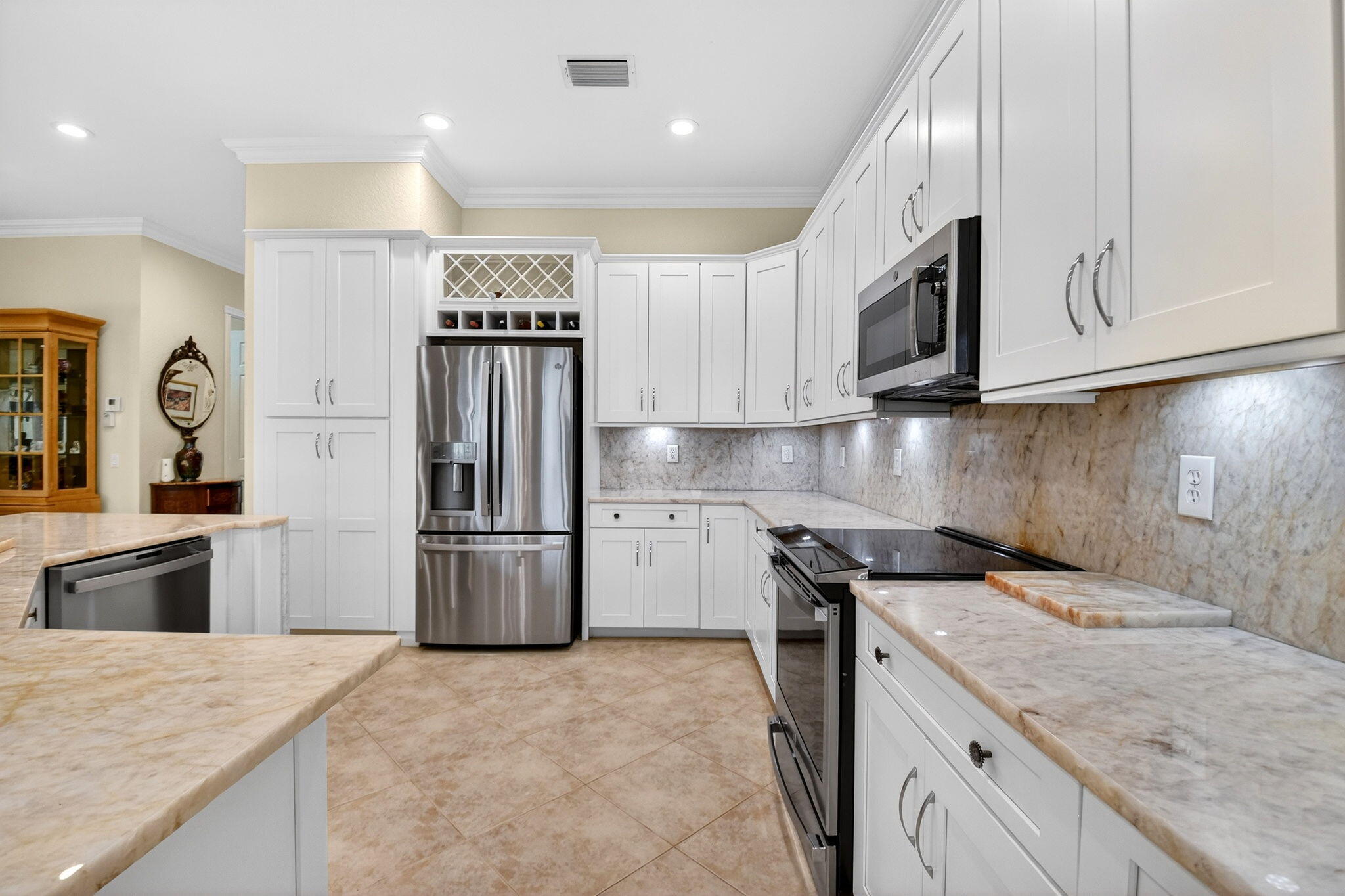 VALENCIA SHORES 3 - Residential