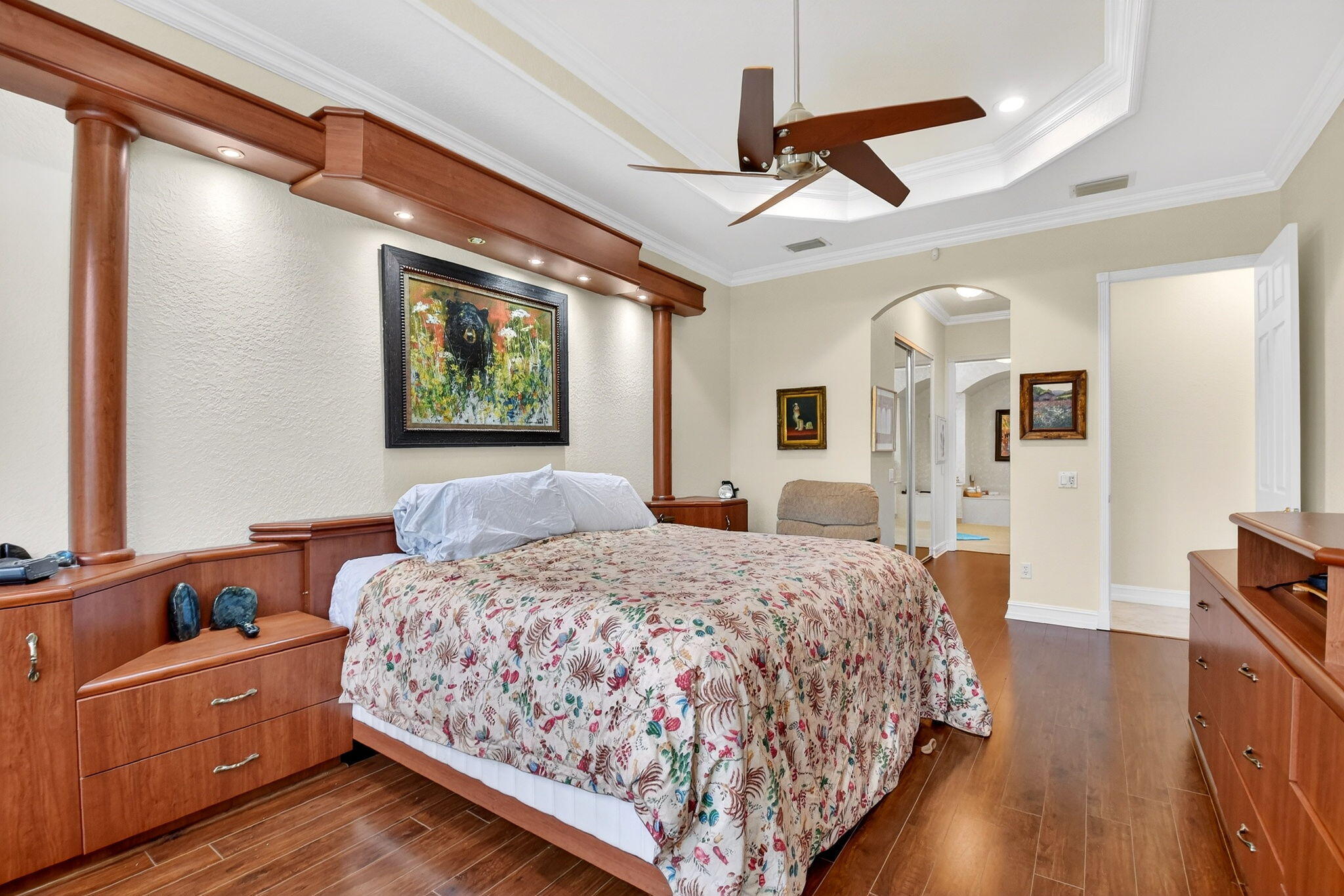 VALENCIA SHORES 3 - Residential