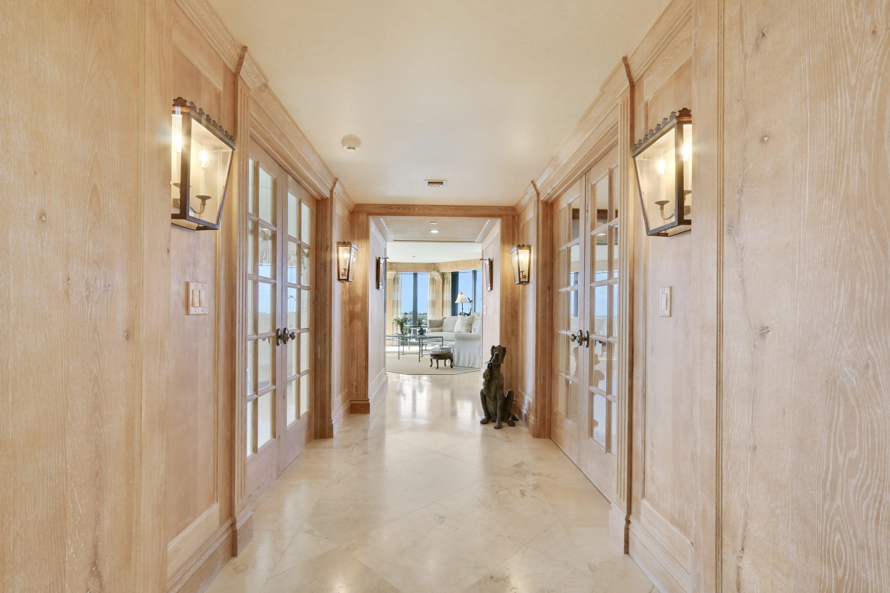 TWENTY ONE HUNDRED CONDO - Residential