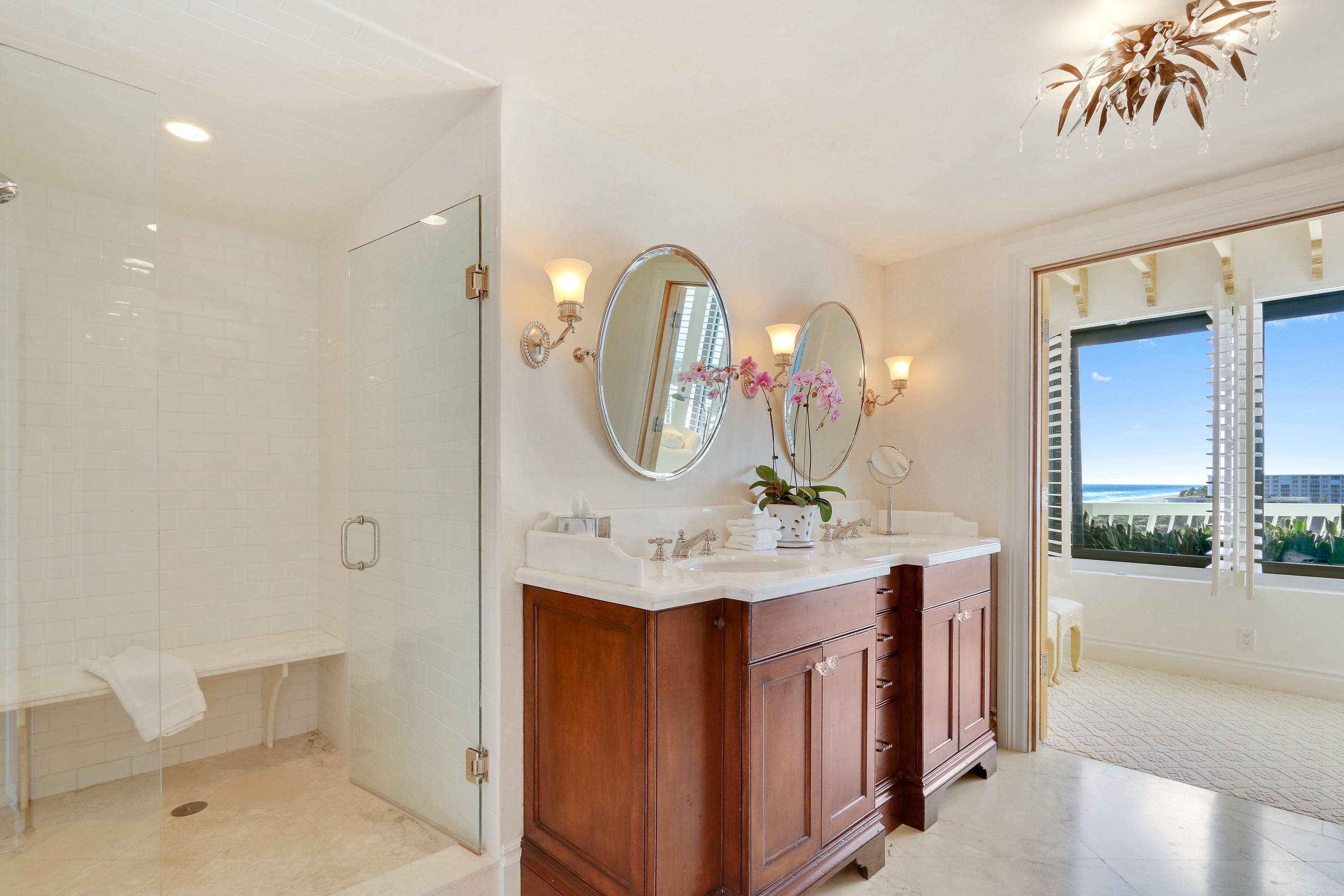 TWENTY ONE HUNDRED CONDO - Residential