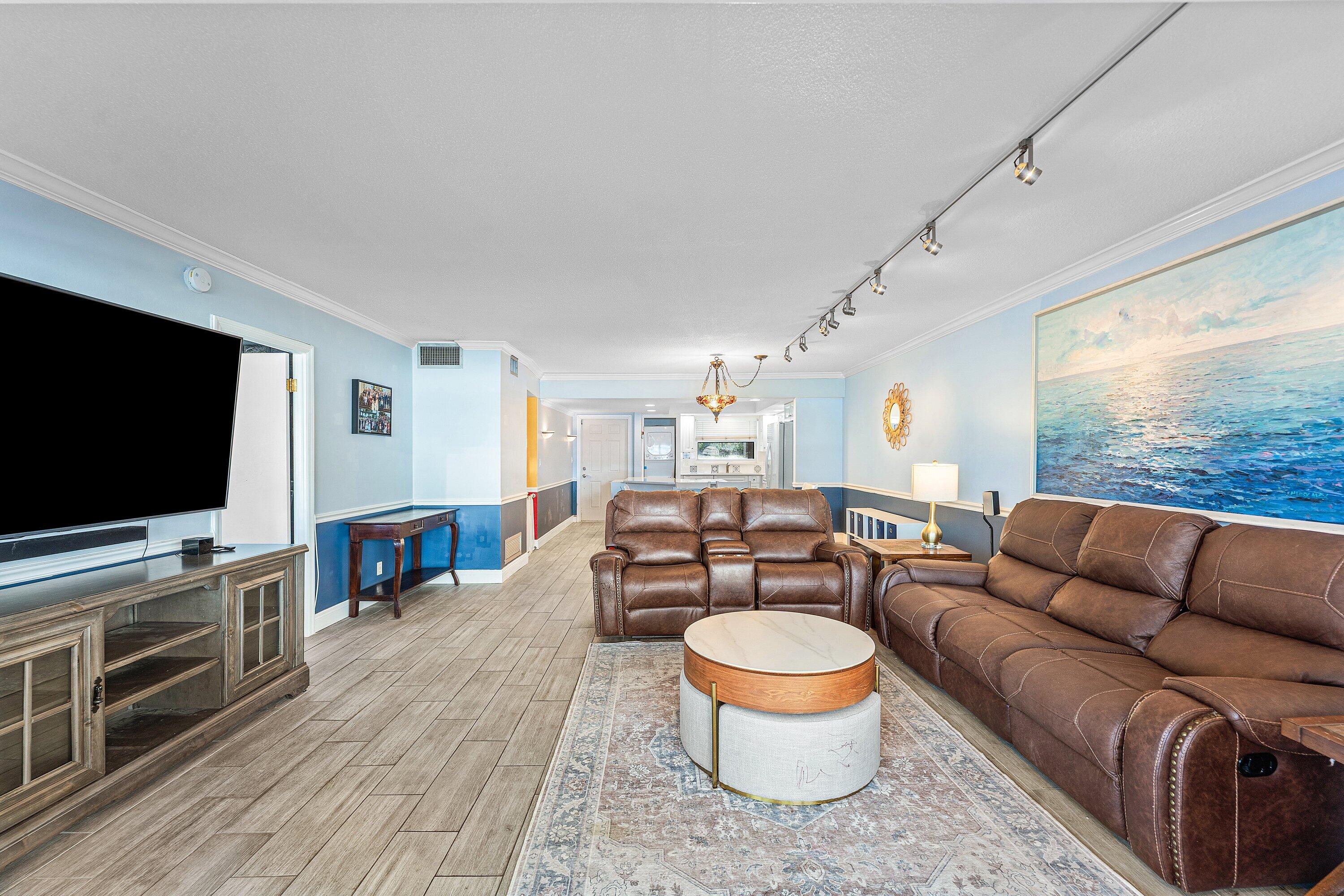 HERITAGE LANDINGS CONDO - Residential