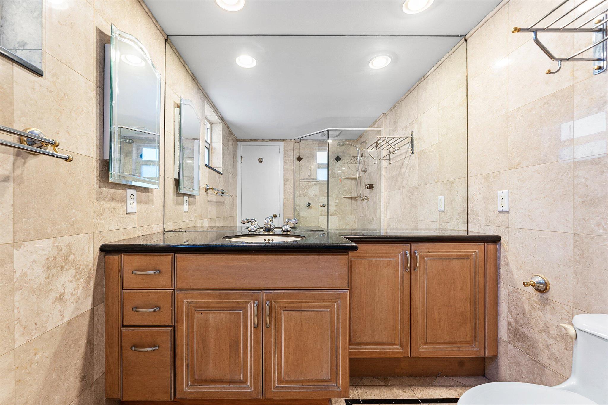 HERITAGE LANDINGS CONDO - Residential