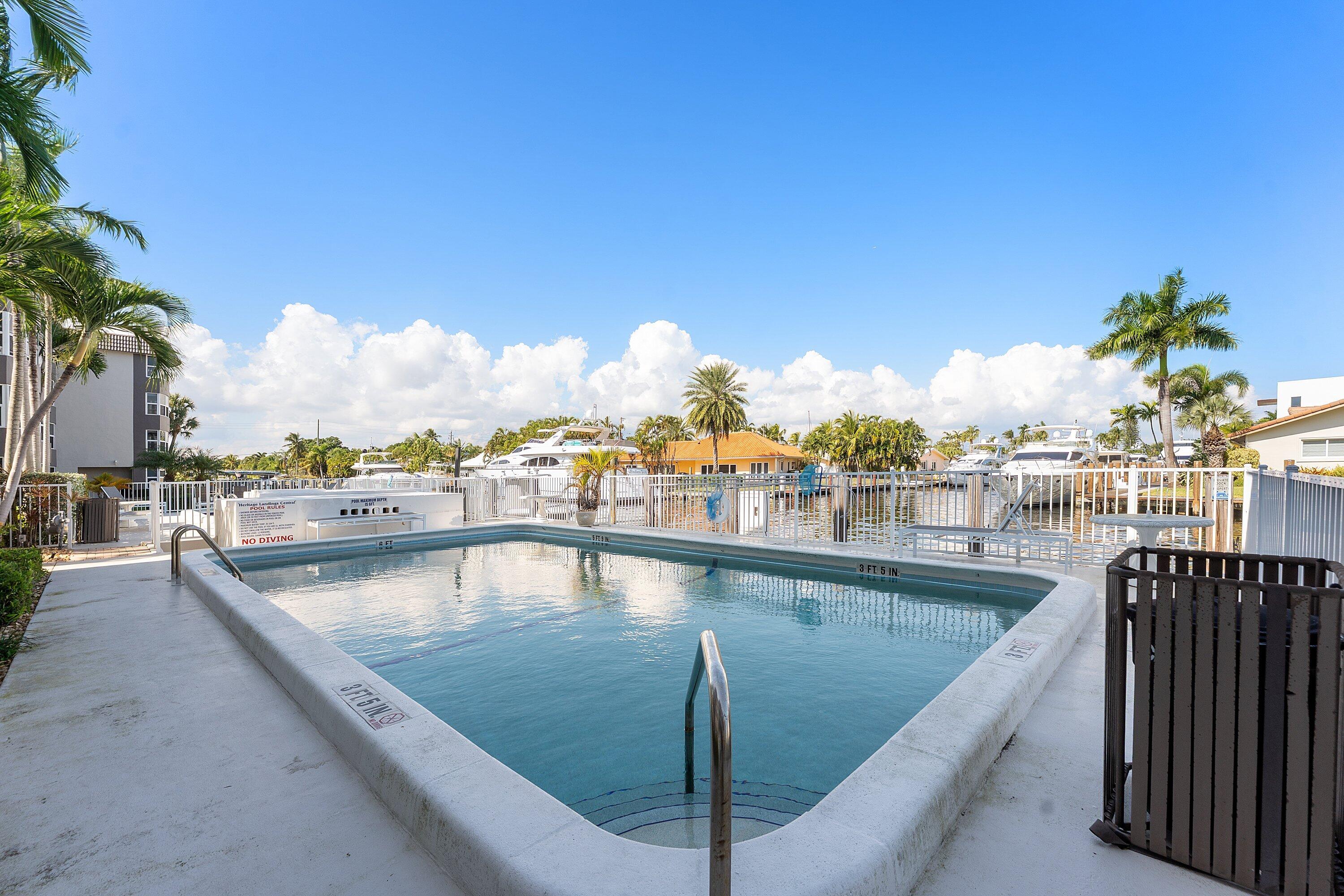 HERITAGE LANDINGS CONDO - Residential