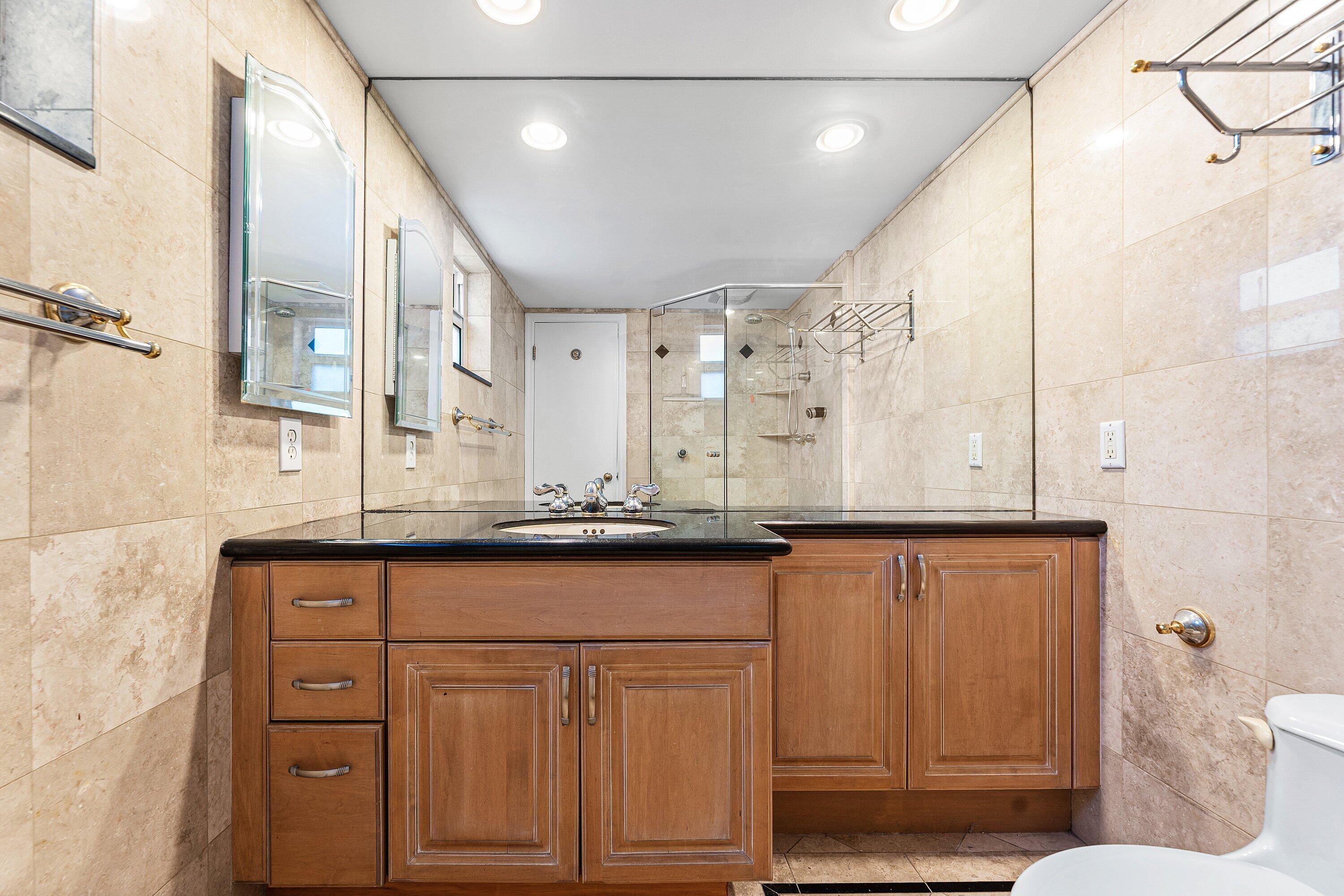 HERITAGE LANDINGS CONDO - Residential