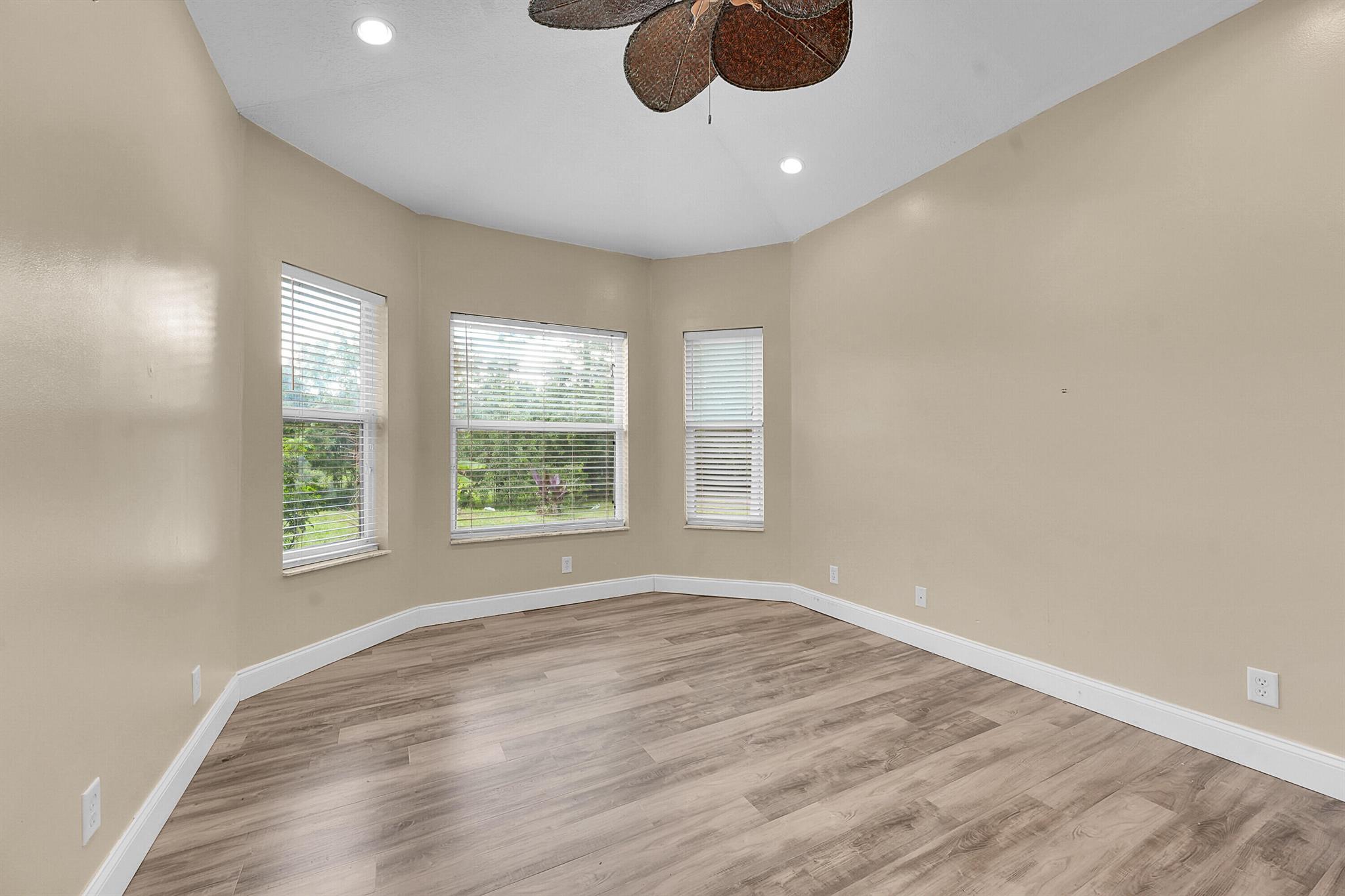 Acreage & Unrec - Residential Lease