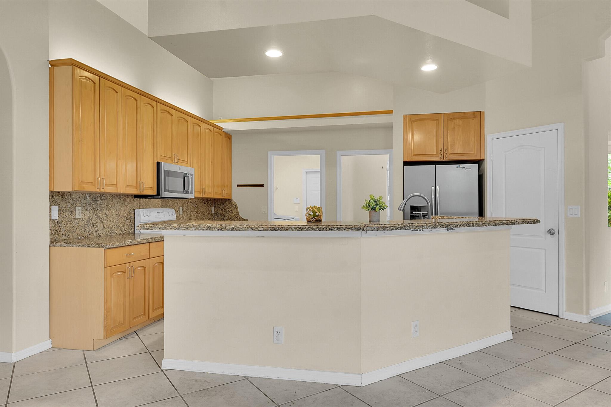 Acreage & Unrec - Residential Lease