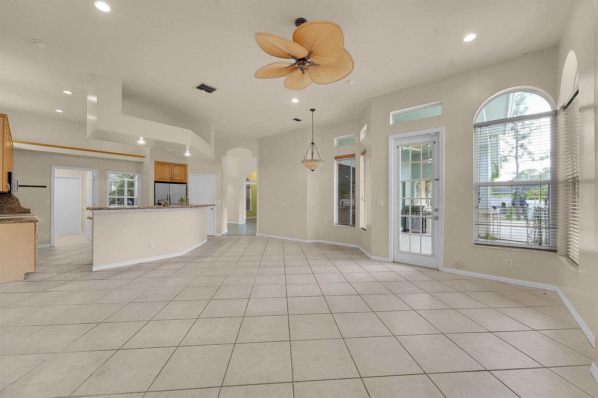 Acreage & Unrec - Residential Lease