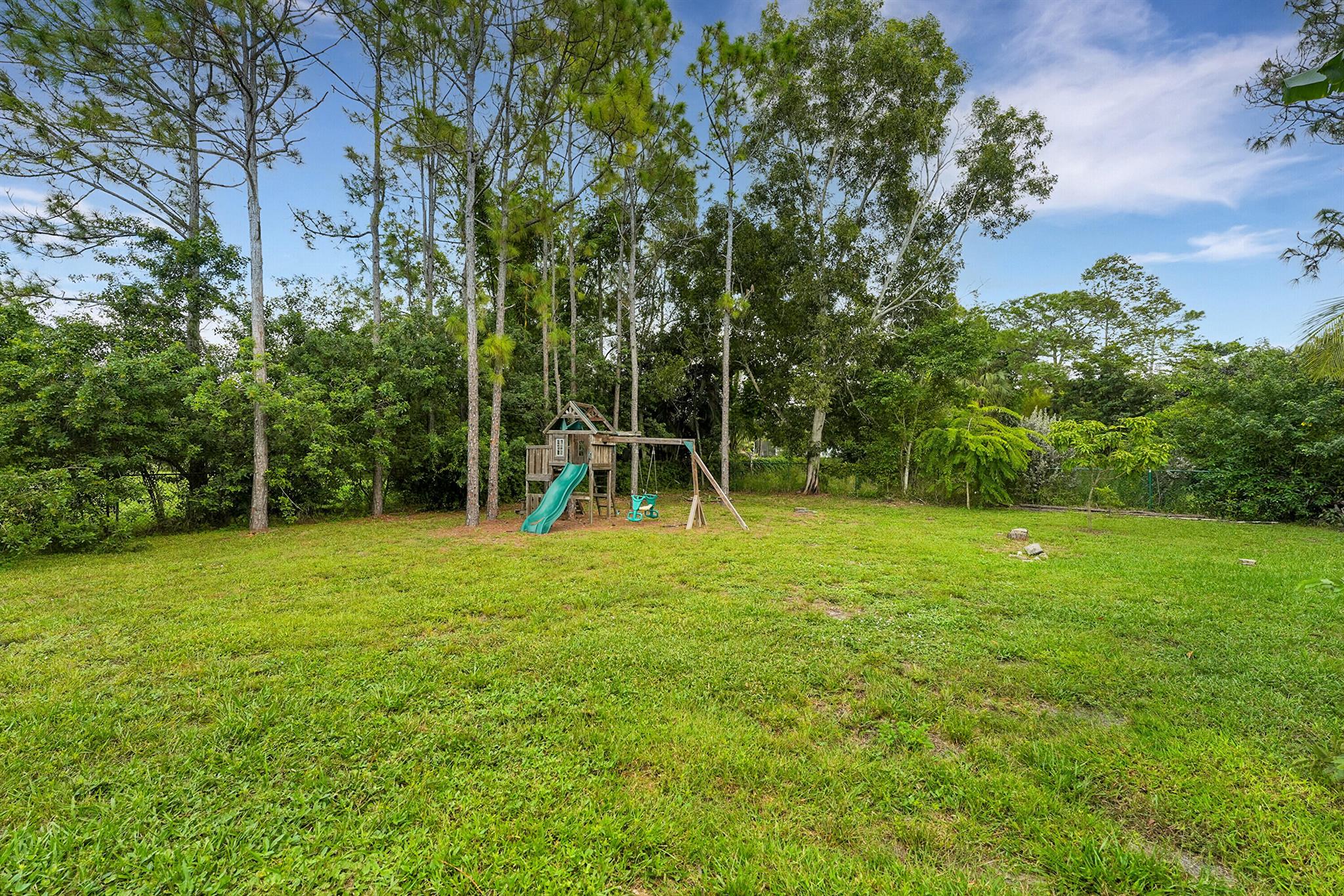 Acreage & Unrec - Residential Lease