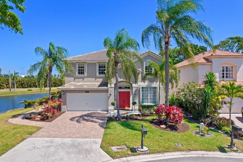 Photo of 1236 Avondale Lane, West Palm Beach, FL 33409 (MLS # R10982415)