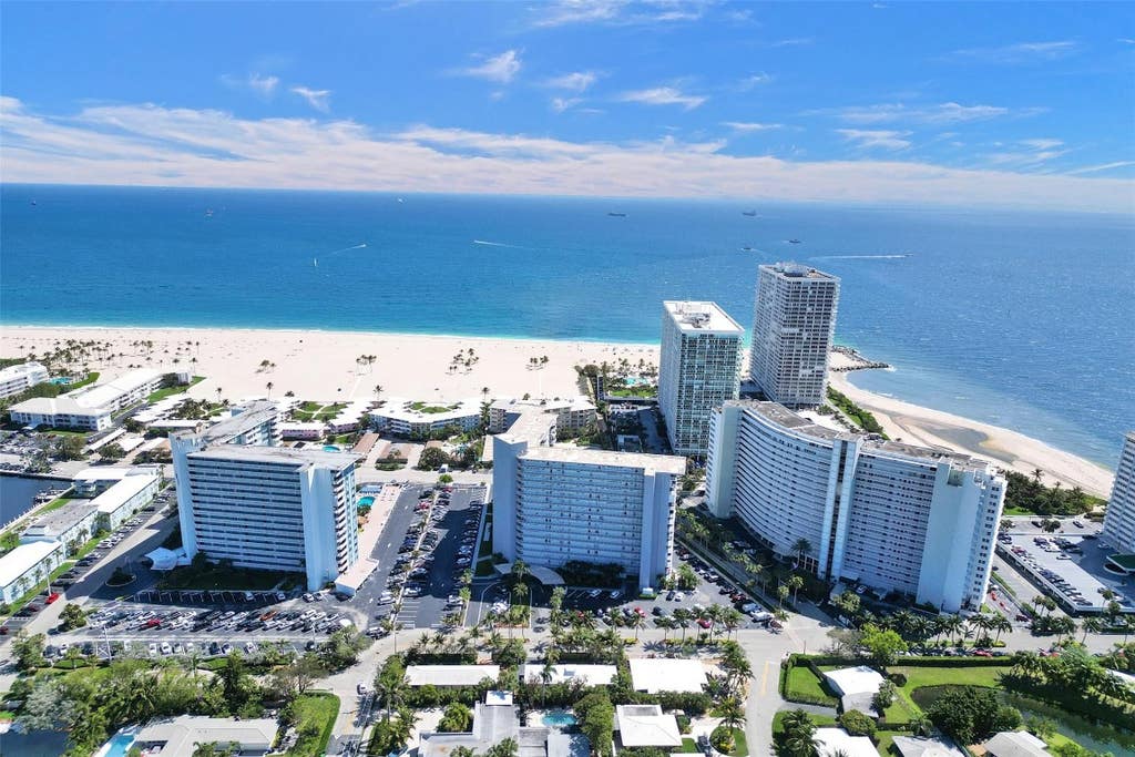 Photo of 1920 S Ocean Drive #1508, Fort Lauderdale, FL 33316 (MLS # F10491075)