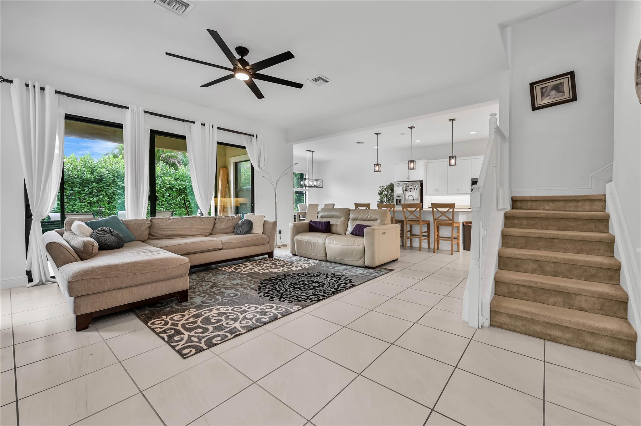 Coral Lago - Residential Lease