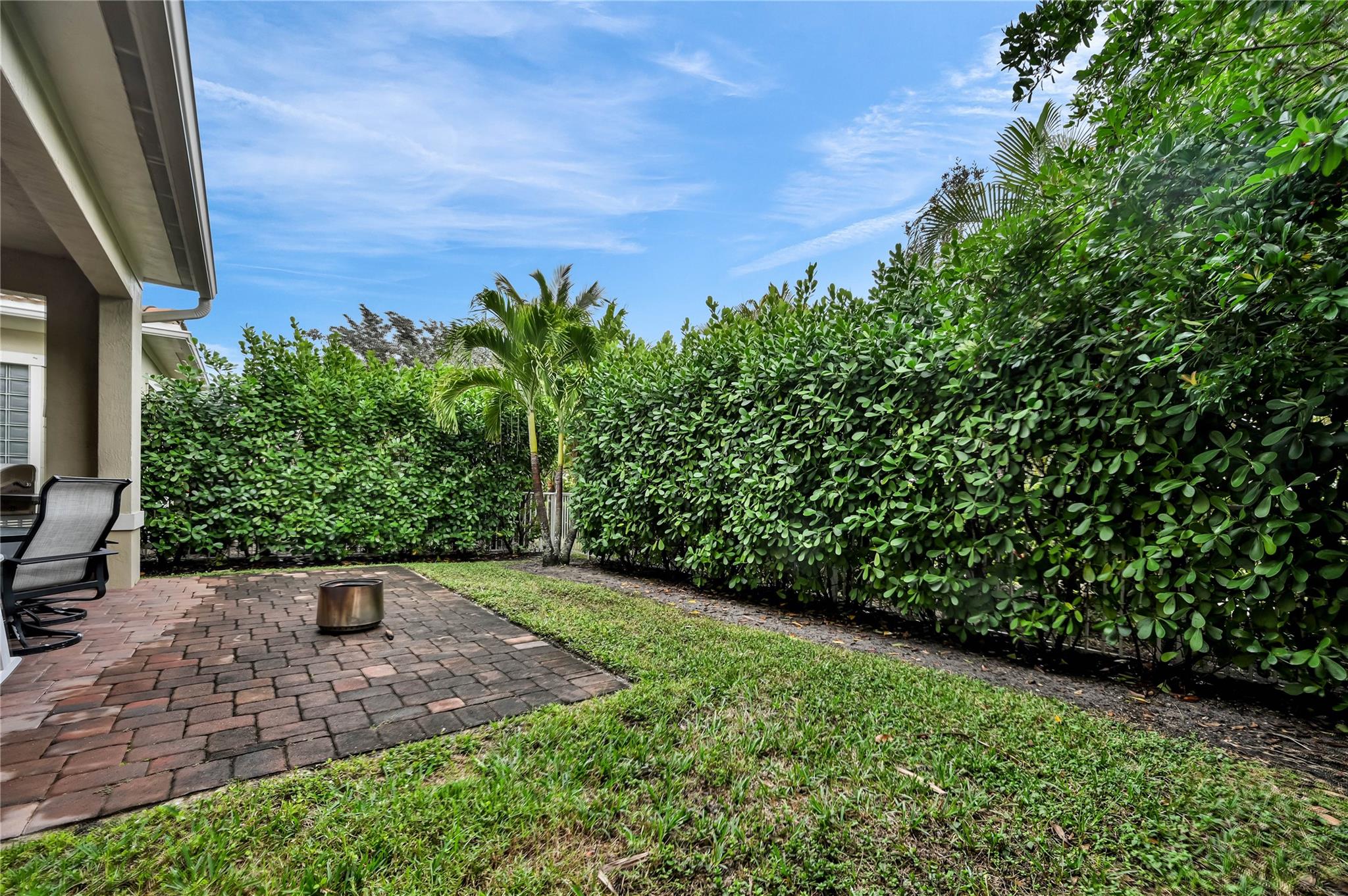 Coral Lago - Residential Lease