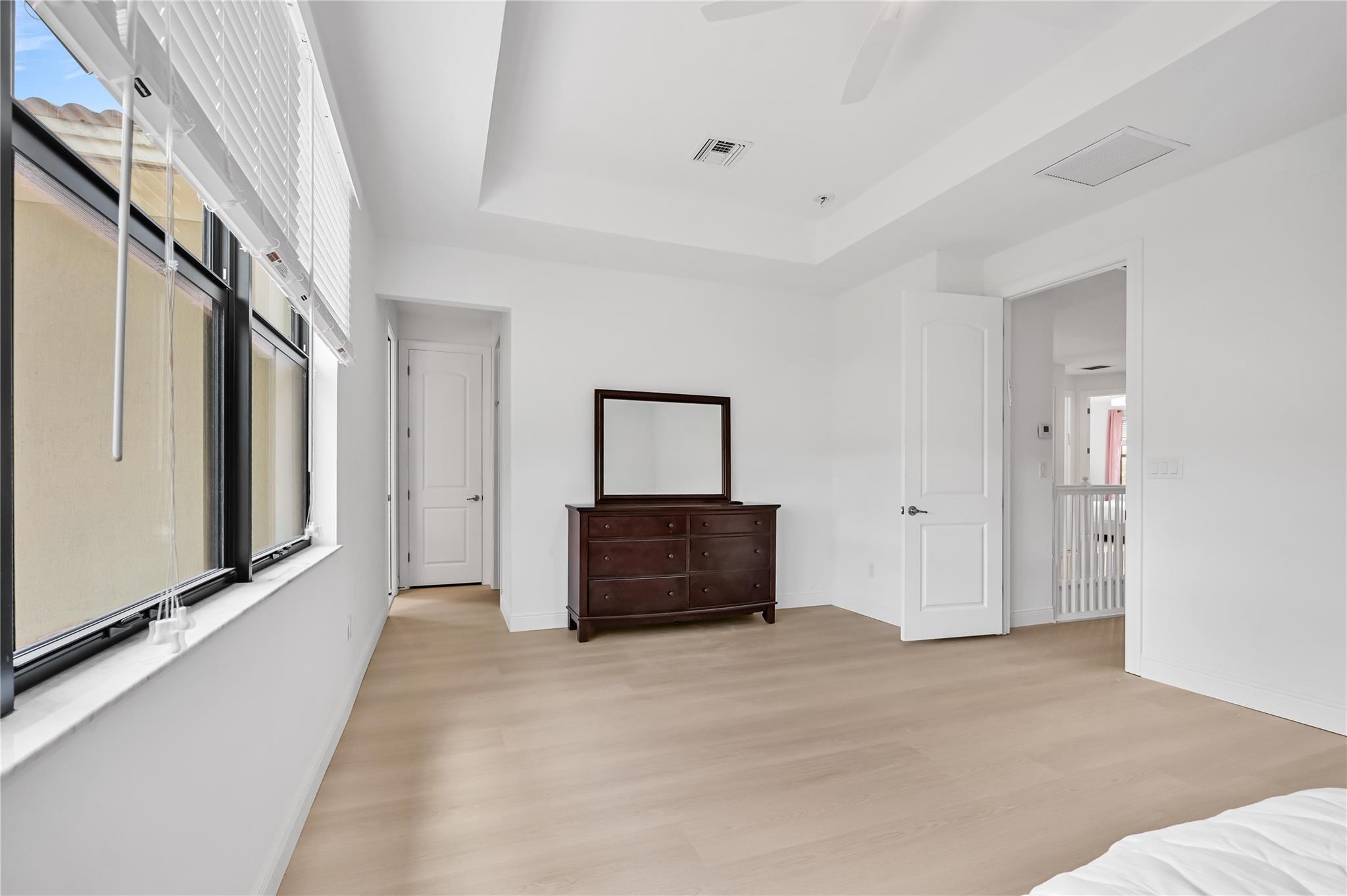 Coral Lago - Residential Lease