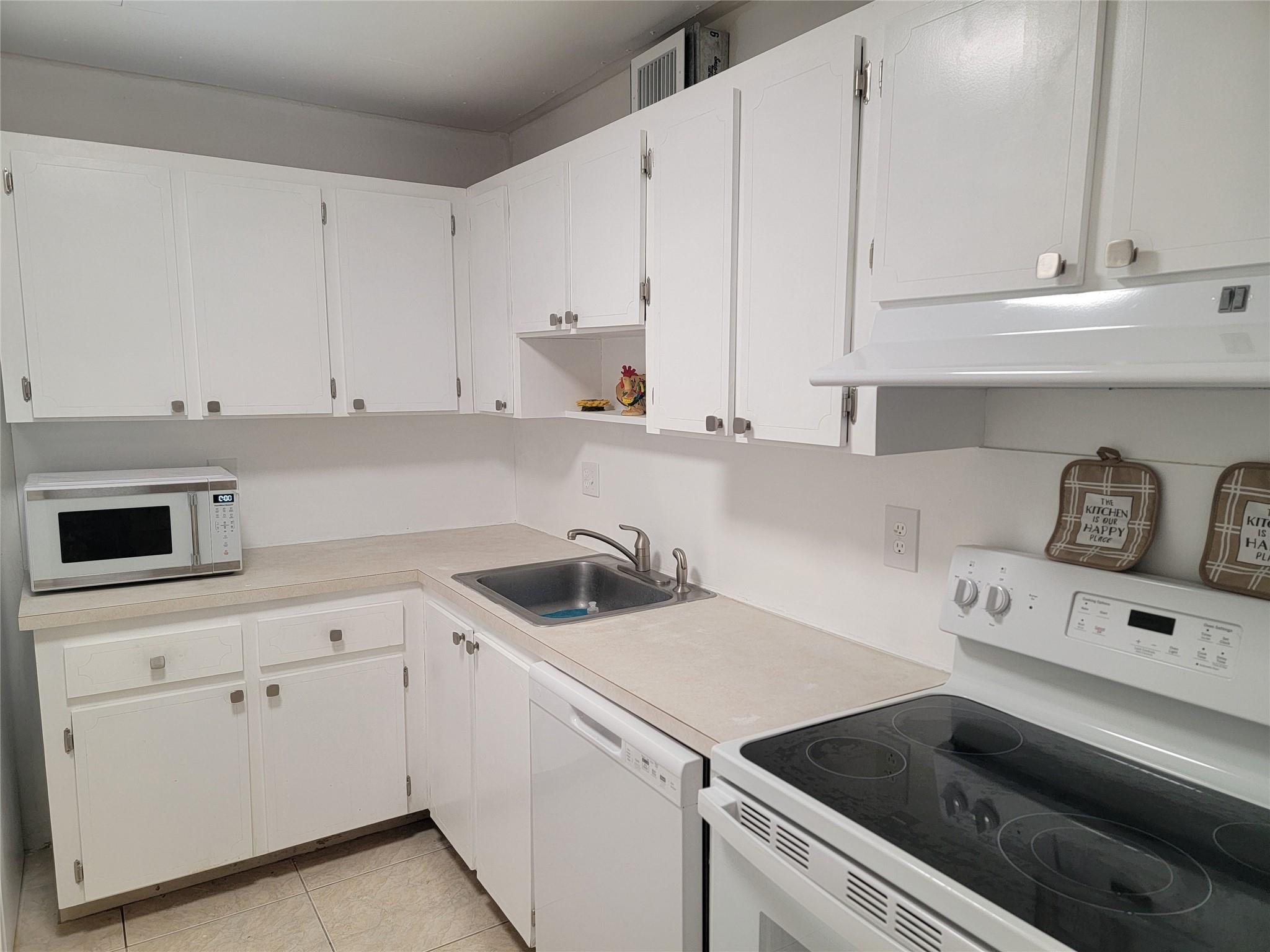 Oakbrook Village - Residential