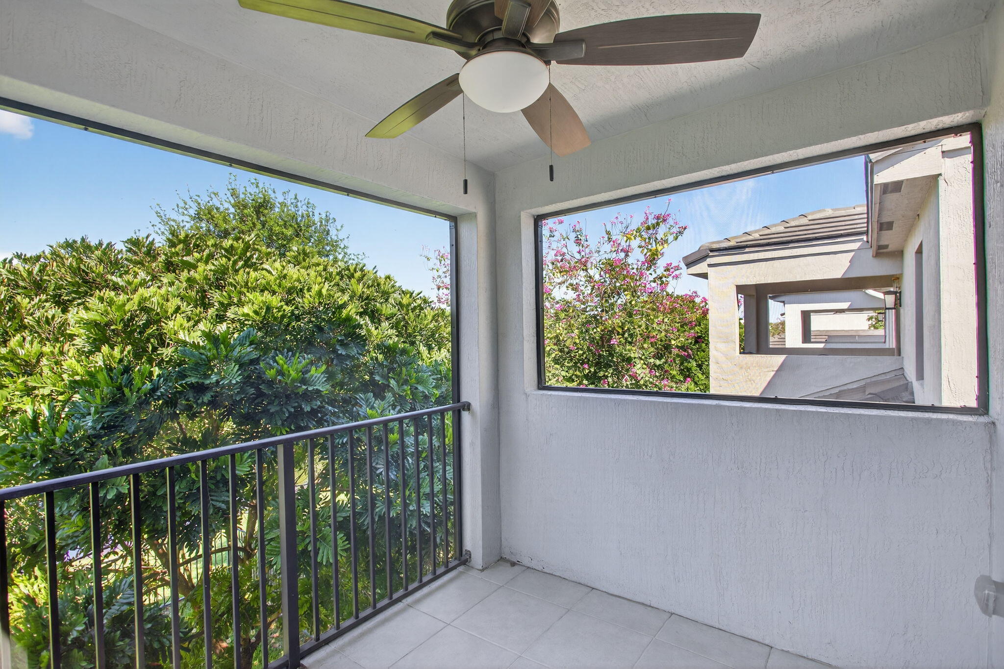 RESIDENCES AT PALM AIRE - Residential