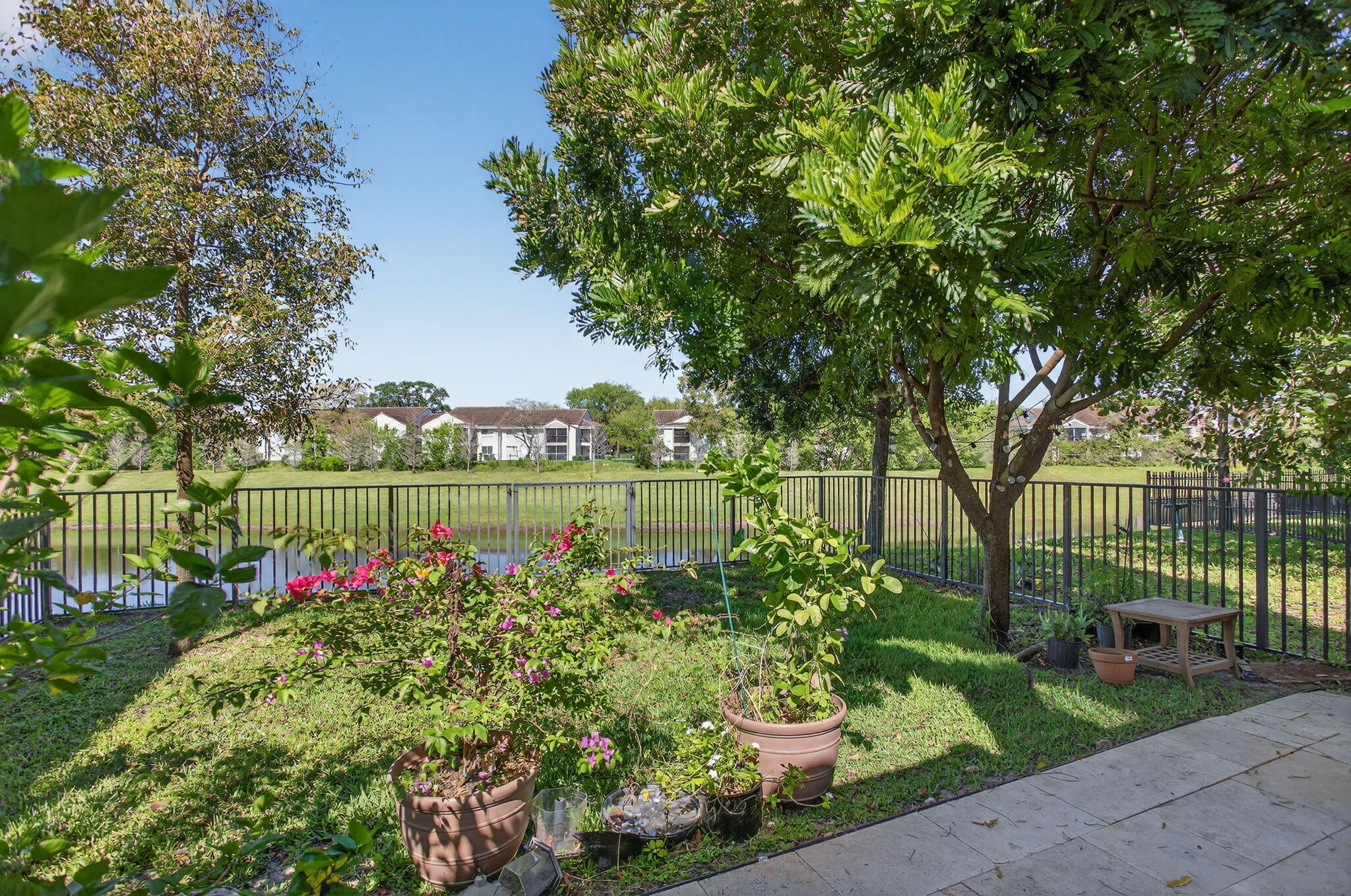 RESIDENCES AT PALM AIRE - Residential