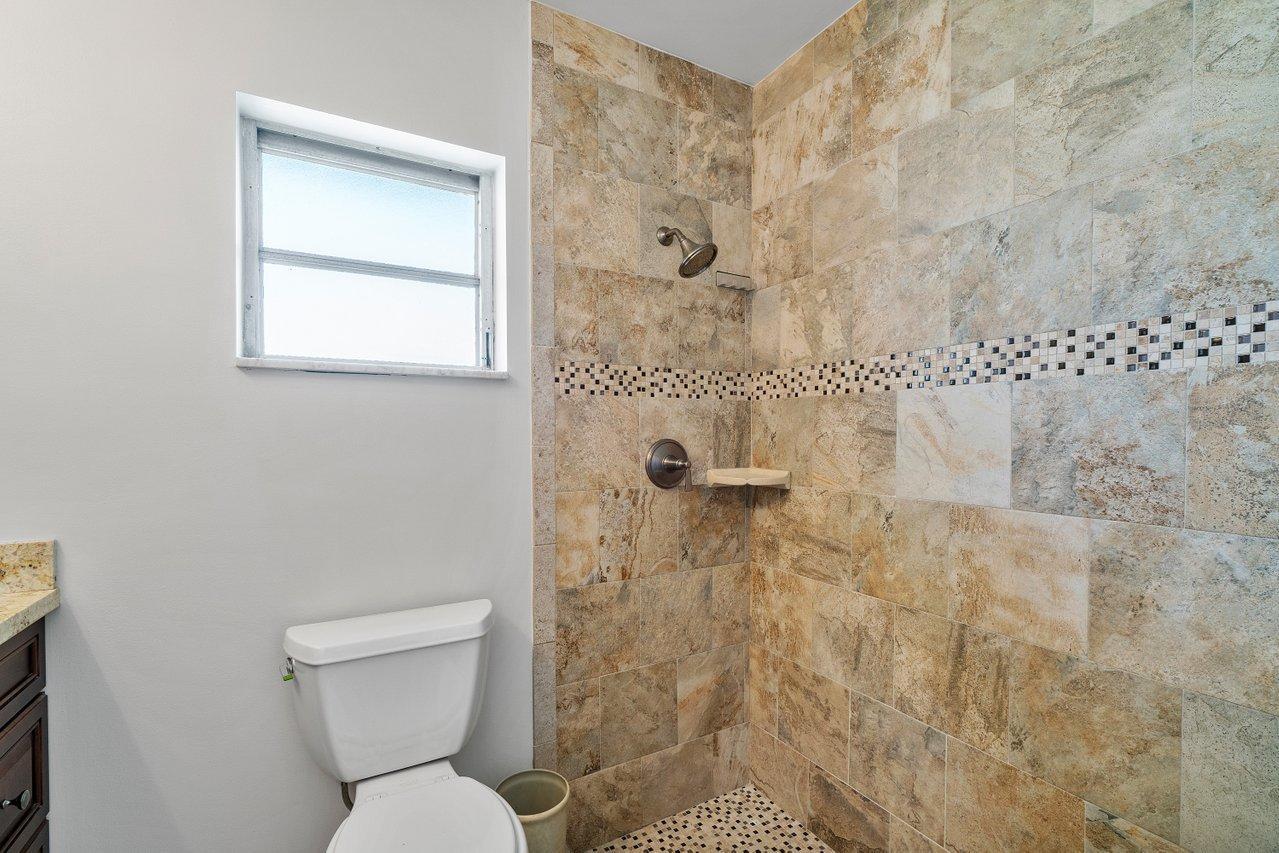 COVE 2ND SEC - Residential