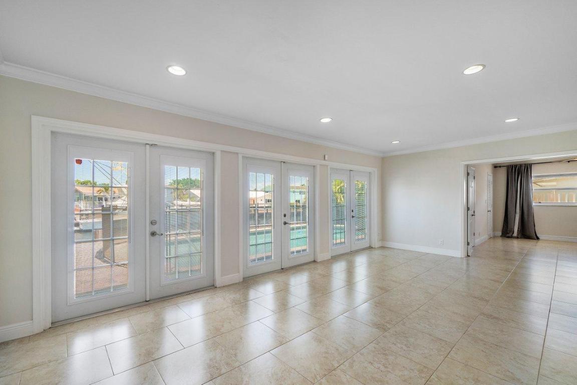 COVE 2ND SEC - Residential