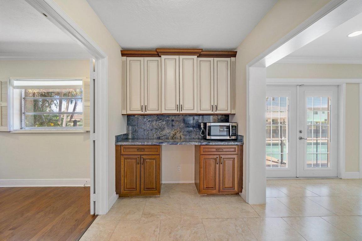 COVE 2ND SEC - Residential