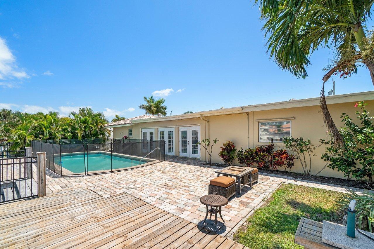 COVE 2ND SEC - Residential